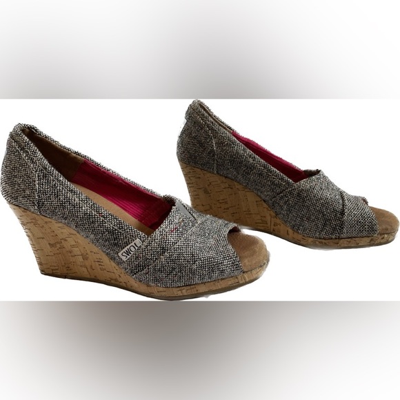 TOMS - Picture 4 of 7